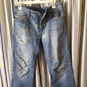 Men Diesel distressed jeans